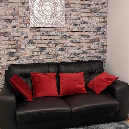 Stunning 1 bedroom apartment in Dagenham Exterior foto