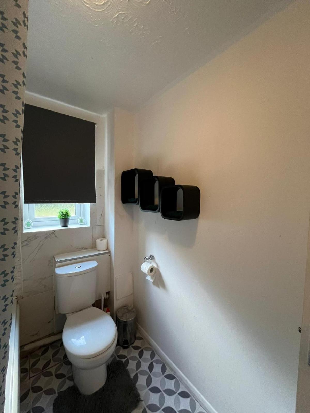 Stunning 1 bedroom apartment in Dagenham Exterior foto
